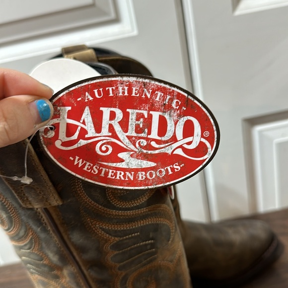 Laredo Tan Distressed Western Cowboy Boots - Picture 5 of 7